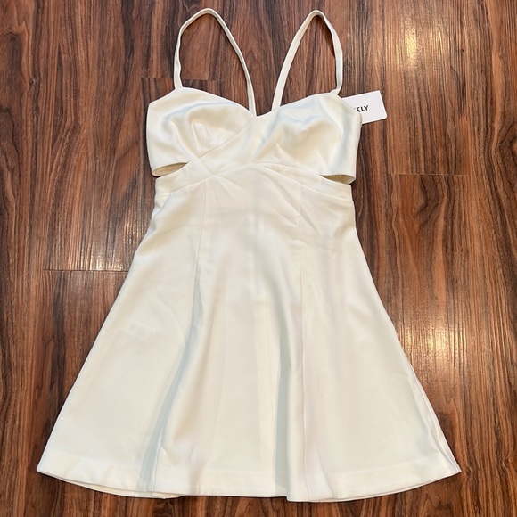 Likely Carmentia Dress - Picture 5 of 12